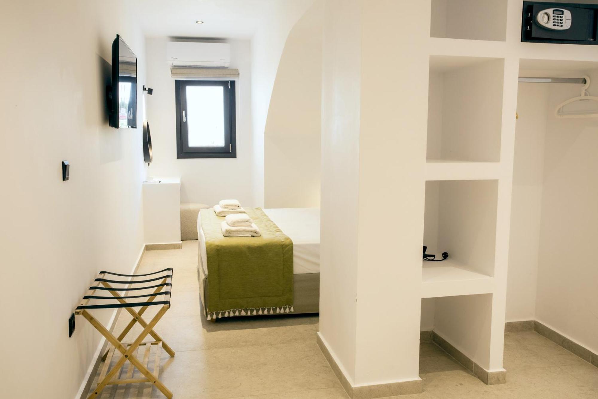 La Maltese Boutique Paros Apartment Naousa  Room photo